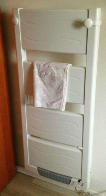 Sèche-serviettes pour salle de bain