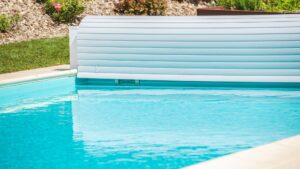 Couverture d'une piscine