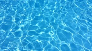 Eau d'une piscine